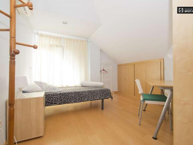 12 Dormitorio Shared Living/Roommate Madrid Madrid 101836534