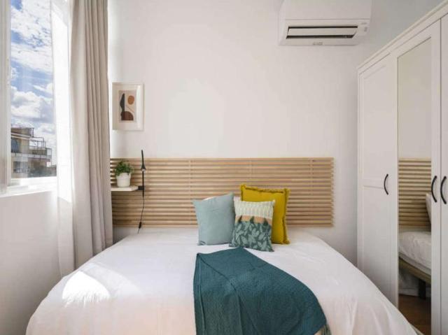 12 Dormitorio Shared Living/Roommate Madrid Madrid 102850616