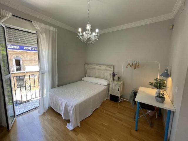 12 Dormitorio Shared Living/Roommate Seville Seville 101853530
