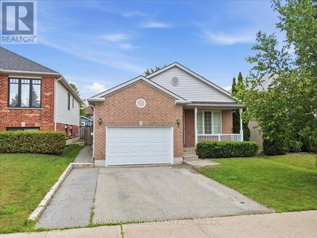 12 Dr. Jones Drive, King, ON, L0G 1T0 house for sale | Listing ID N13552 | Royal LePage