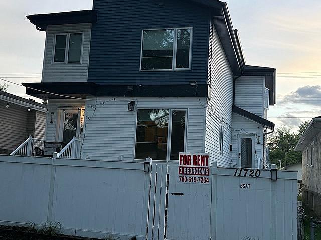 1/2 Duplex For Rent