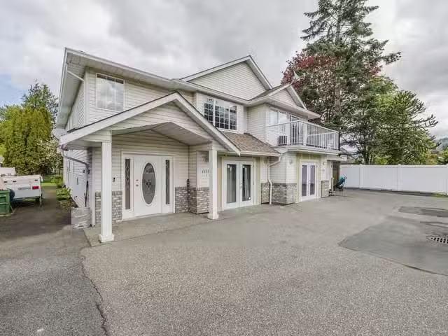1/2 Duplex for rent in Chilliwack, Sardis, STUDIO 45821 Thomas.