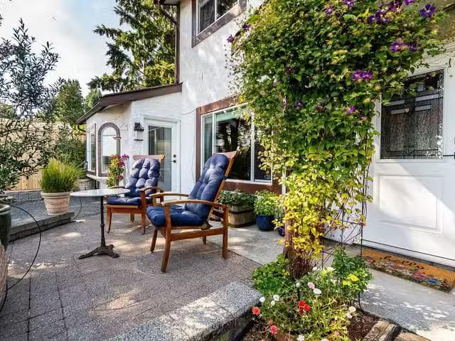 1/2 Duplex for sale in Coquitlam, Coquitlam, 1135 Vanier Avenu.