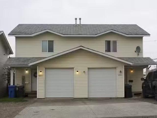 1/2 Duplex for sale in Fort St. John, Fort St. John, 9216 86 S.