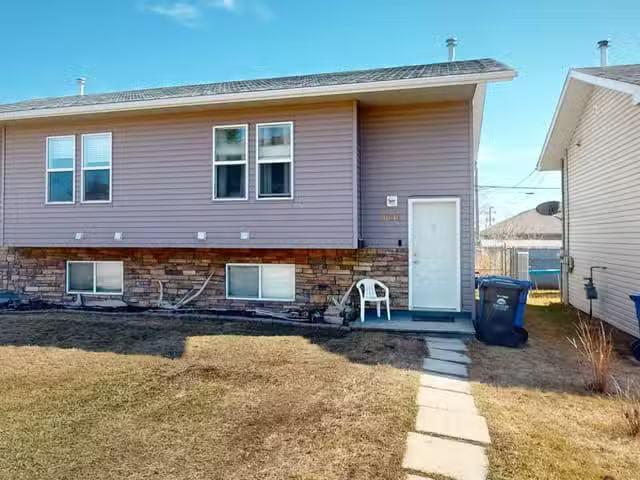 1/2 Duplex for sale in Fort St. John, Fort St. John, 10219 102.