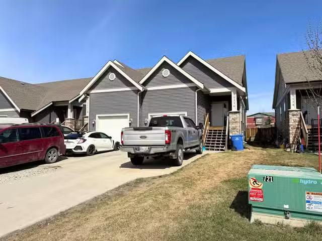 1/2 Duplex for sale in Fort St. John, Fort St. John, 11116 102.