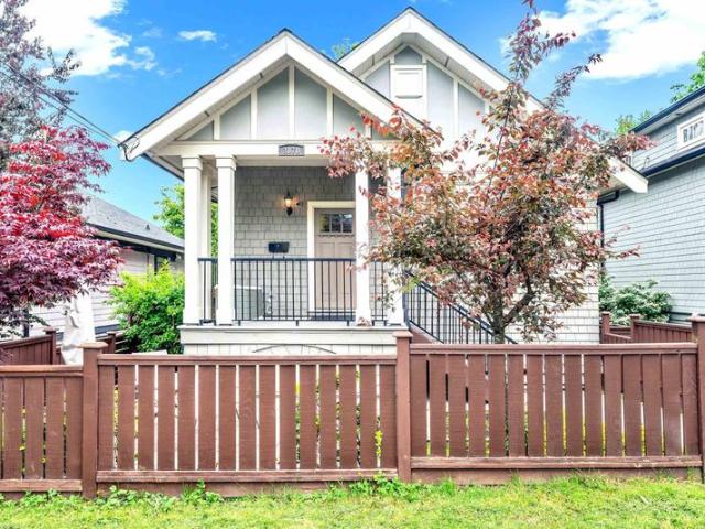 1/2 Duplex for sale in Mount Pleasant VE, Vancouver, Vancouver.