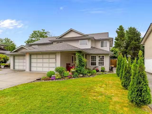 1/2 Duplex for sale in Maple Ridge, Maple Ridge, 22890 Purdey.