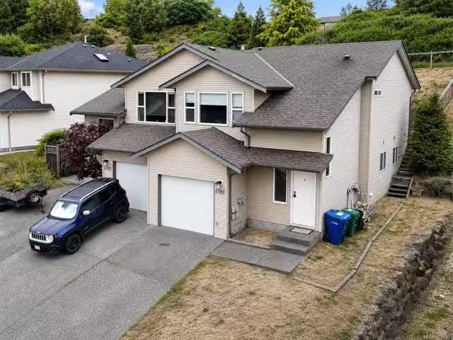 1/2 Duplex for sale in Nanaimo, 4780 Fairbrook Cres, 1036292