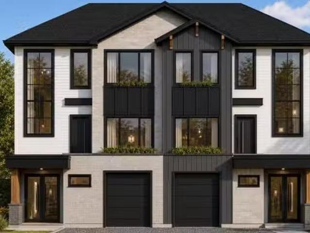 1/2 Duplex for sale in Surrey, Cloverdale, B 17020 62 Avenue.