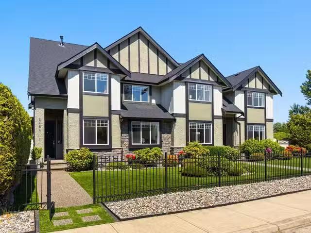 1/2 Duplex for sale in Port Coquitlam, Port Coquitlam, A 2484.