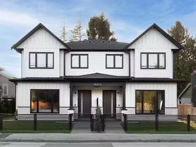 1/2 Duplex for sale in Richmond, Richmond, 2 10571 No 1 Road.