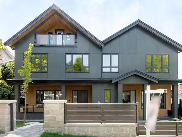 1/2 Duplex for sale in West Vancouver, Vancouver West, 2020 Na.