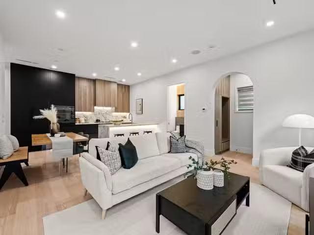1/2 Duplex for sale in Vancouver, Vancouver West, 1 5034 Granv.