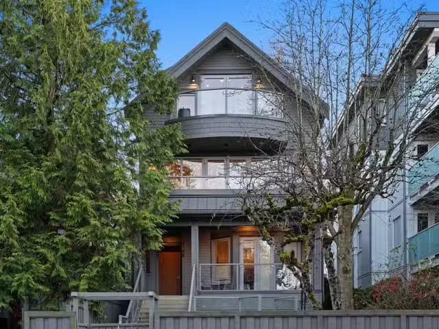 1/2 Duplex for sale in Vancouver, Vancouver West, 2142 W 1st A.