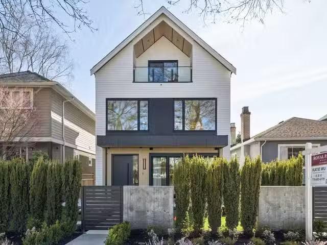1/2 Duplex for sale in Vancouver, Vancouver West, 2 3036 W 13t.