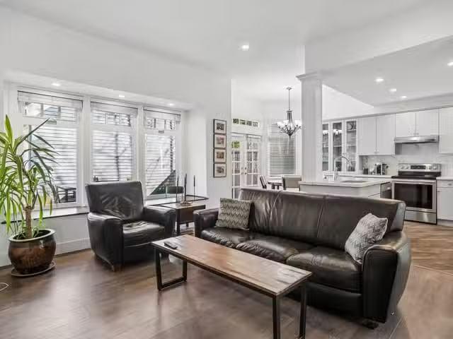 1/2 Duplex for sale in Vancouver, Vancouver West, 3537 W 5th A.