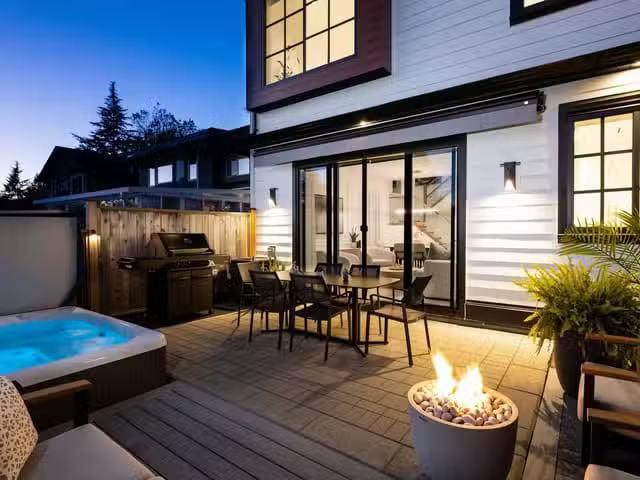 1/2 Duplex for sale in Vancouver, Vancouver West, 3634 W 29 Av.