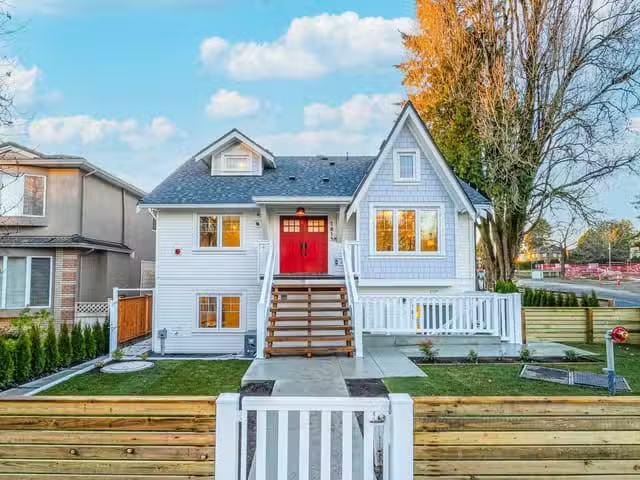 1/2 Duplex for sale in Vancouver, Vancouver West, 7815 Shaughn.