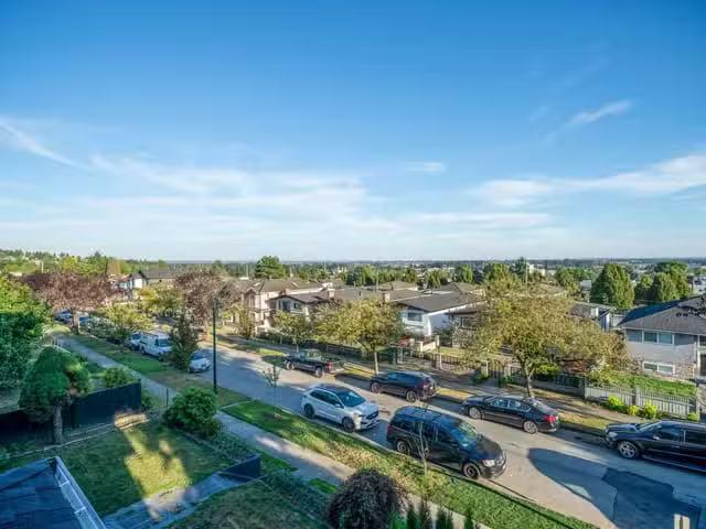 1/2 Duplex for sale in Vancouver, Vancouver East, 1167 E 63rd.