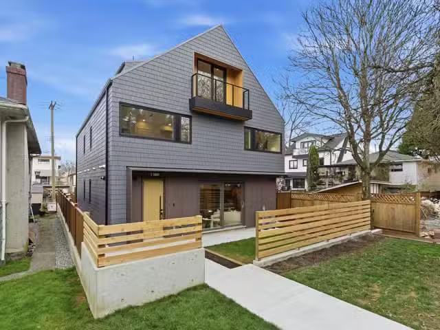 1/2 Duplex for sale in Vancouver, Vancouver East, 1 2091 E 20t.