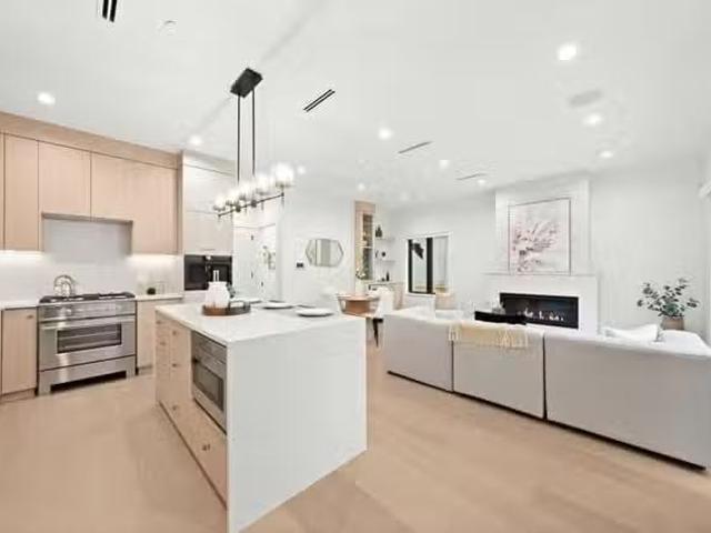 1/2 Duplex for sale in Vancouver, Vancouver East, 1 2247 Parke.