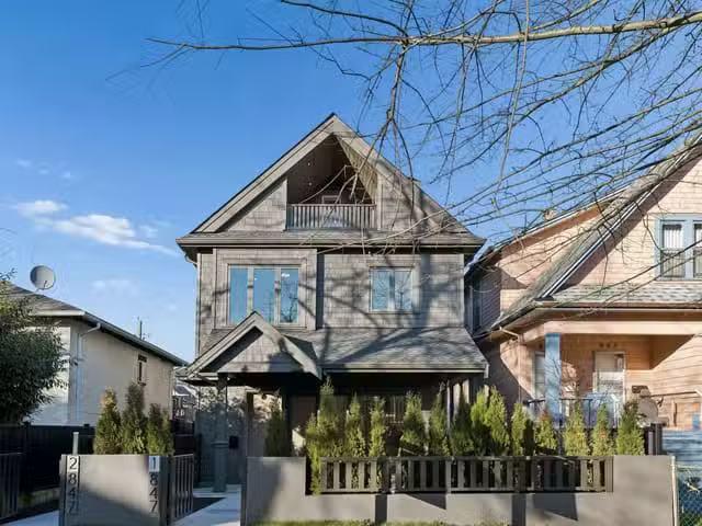 1/2 Duplex for sale in Vancouver, Vancouver East, 1 847 E 10 A.