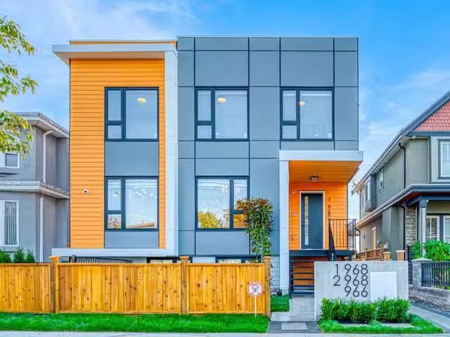 1/2 Duplex for sale in Vancouver, Vancouver East, 1 968 E 55th.