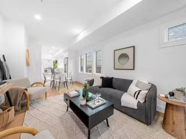 1/2 Duplex for sale in Vancouver, Vancouver East, 2528 Mc Gill.