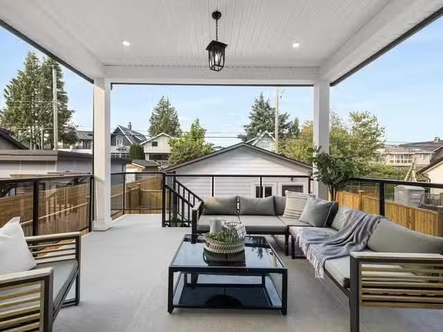 1/2 Duplex for sale in Vancouver, Vancouver East, 2743 Mc Gill.