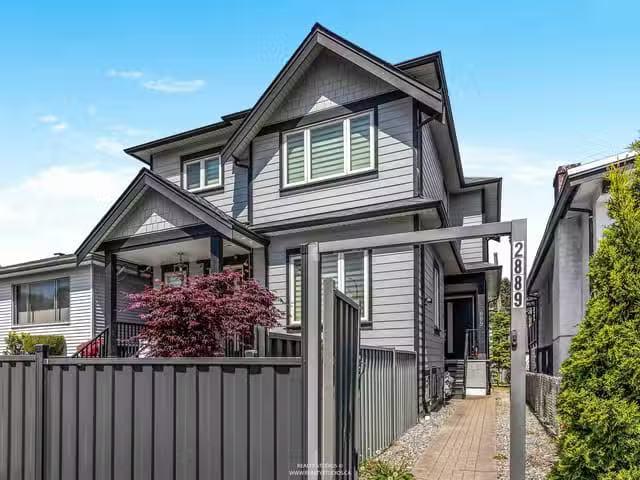 1/2 Duplex for sale in Vancouver, Vancouver East, 2889 Mc Gill.