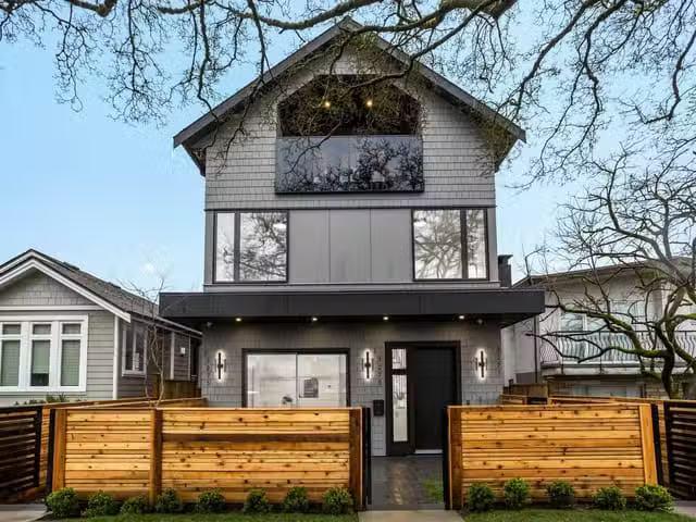 1/2 Duplex for sale in Vancouver, Vancouver East, 2 3275 Grave.