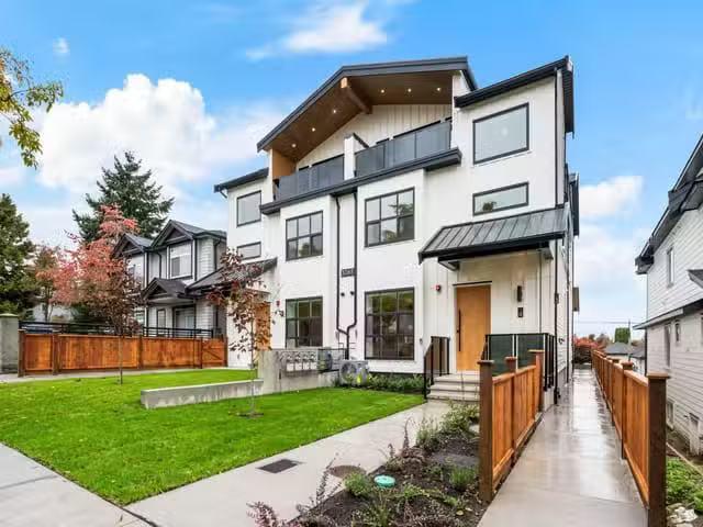 1/2 Duplex for sale in Vancouver, Vancouver East, 4 3065 Charl.