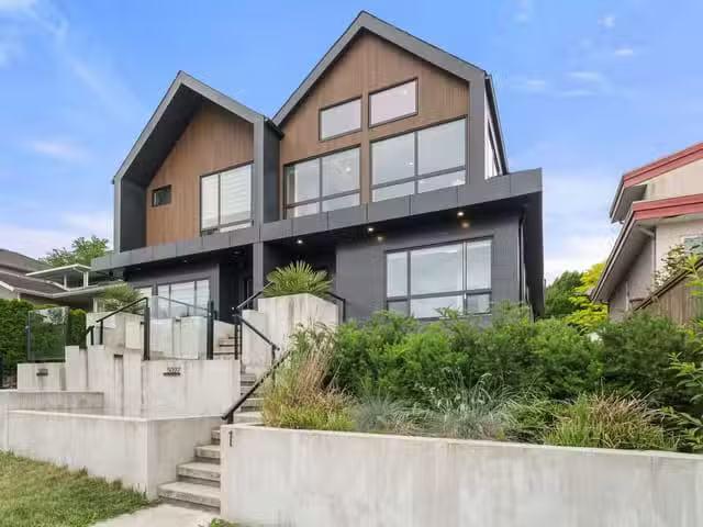 1/2 Duplex for sale in Vancouver, Vancouver East, 5027 Inverne.