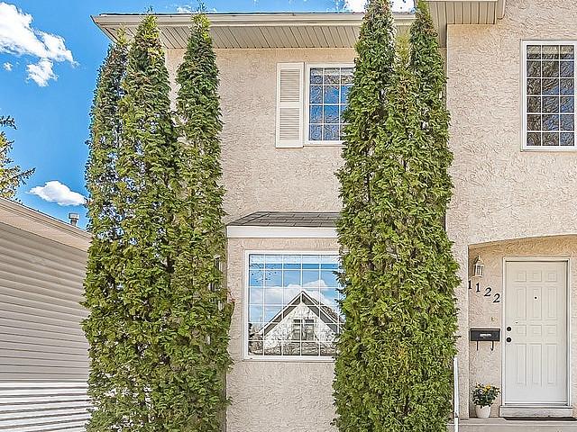 1/2 Duplex In Varsity View