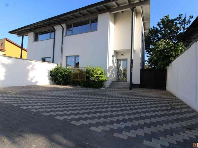 1/2 duplex – prima închiriere | Cartier Europa, Moșnița Nouă