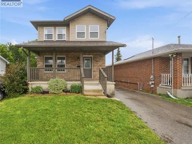 12 Elgin Street, Brantford, ON, N3R 1E6 house for sale | Listing ID 40835 | Royal LePage