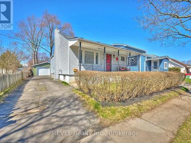 12 Exeter Avenue, Welland Lincoln/Crowland, ON, L3B 4Y1 house for sale | Listing ID X12091 | Royal LePage