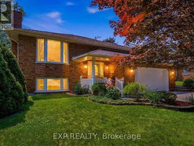 12 Fern Gate, Pelham Fonthill, ON, L0S 1E4 house for sale | Listing ID X13538 | Royal LePage