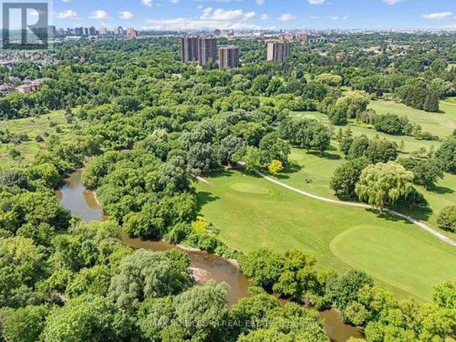 12 George Mckenzie Court, Toronto, ON, M9M 0E1 house for sale | Listing ID W13562 | Royal LePage