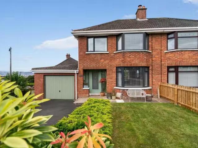 12 Glenview Crescent