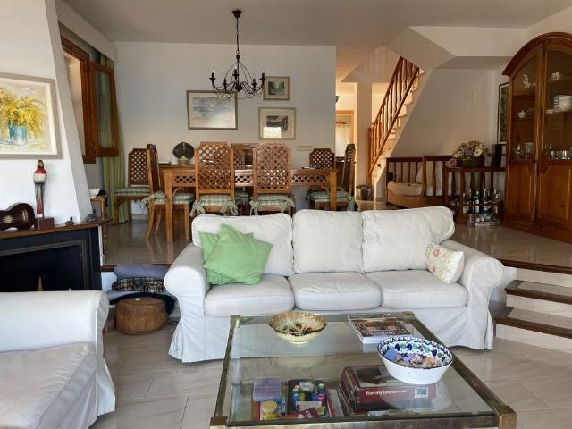 12 Gran Via de la Creu, Santa Ponça, Balearic Islands 07183