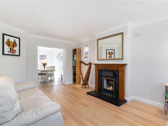 675,000 | 12 Grangebrook Vale, Rathfarnham, Dublin 16 DNG Rathfarnham 4996 MyHome. Ie Residential