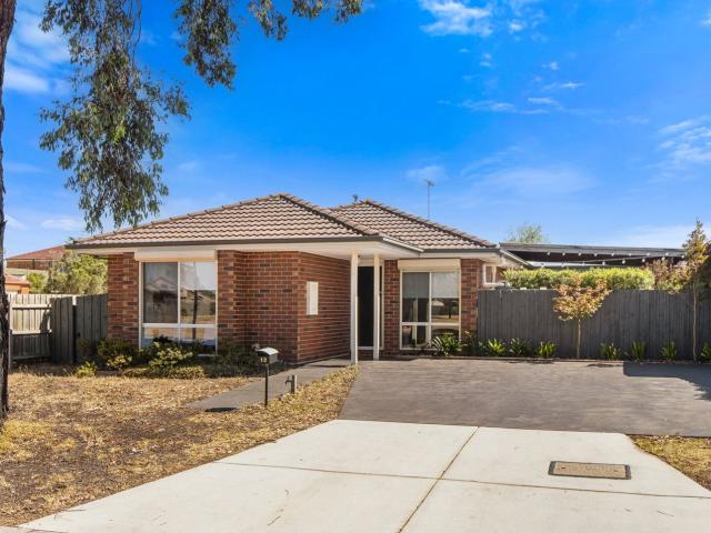 12 Heyington Boulevard, Carrum Downs, VIC 3201