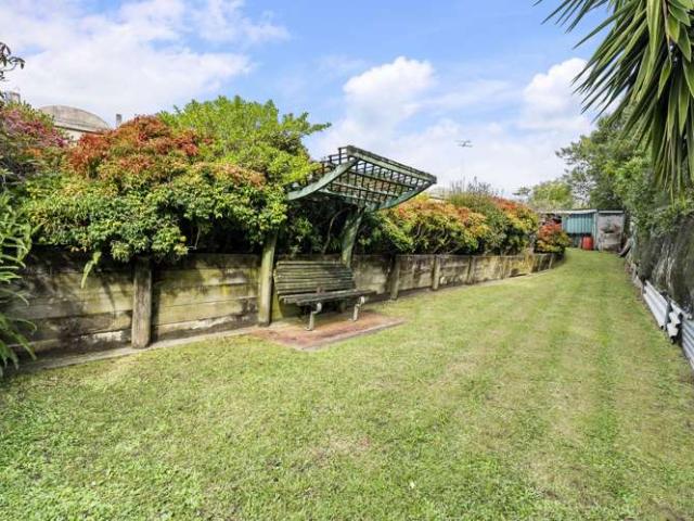 12 Howlett Street, Waterview, Auckland City