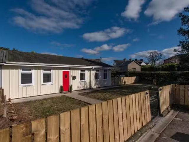 12 Huntly Bungalows