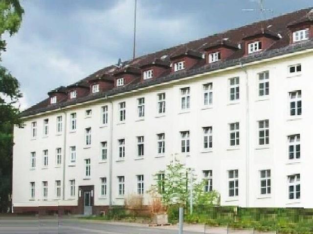 12 % IST Rendite, Wohn Mehrfamilienhaus, aufteilbar, Flüchtlingsheim, saniert, exzellenter Betrieb, 3 bis 8 Jahre Pacht + 5 Jahre Option, Bestzustand