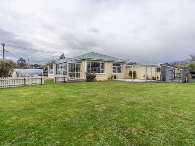 12 Ivy Street, Riverton, Southland