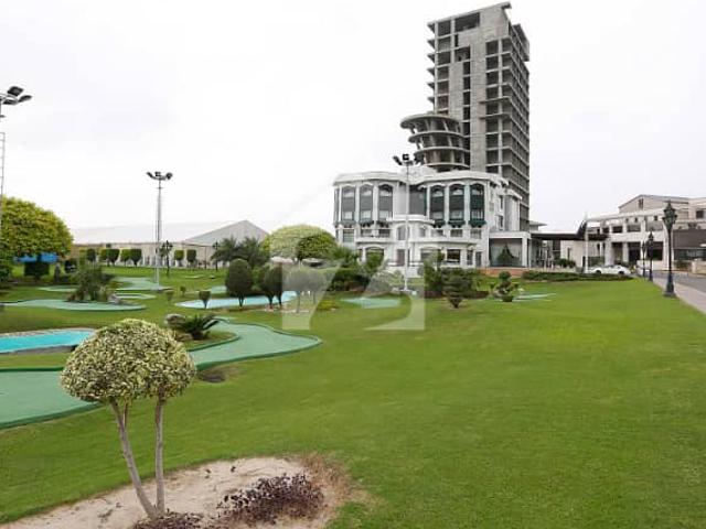 12 Kanal Splendid Plot Is Up For Sale In The Heart Of Bahria Town Executive Lodges