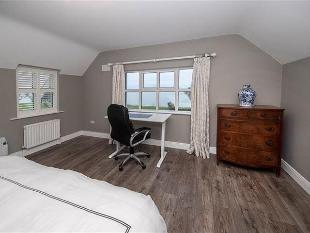 12 Landsend, Abbeyside, Dungarvan, Co. Waterford Sherry FitzGerald Reynolds 4898 MyHome. Ie Residential